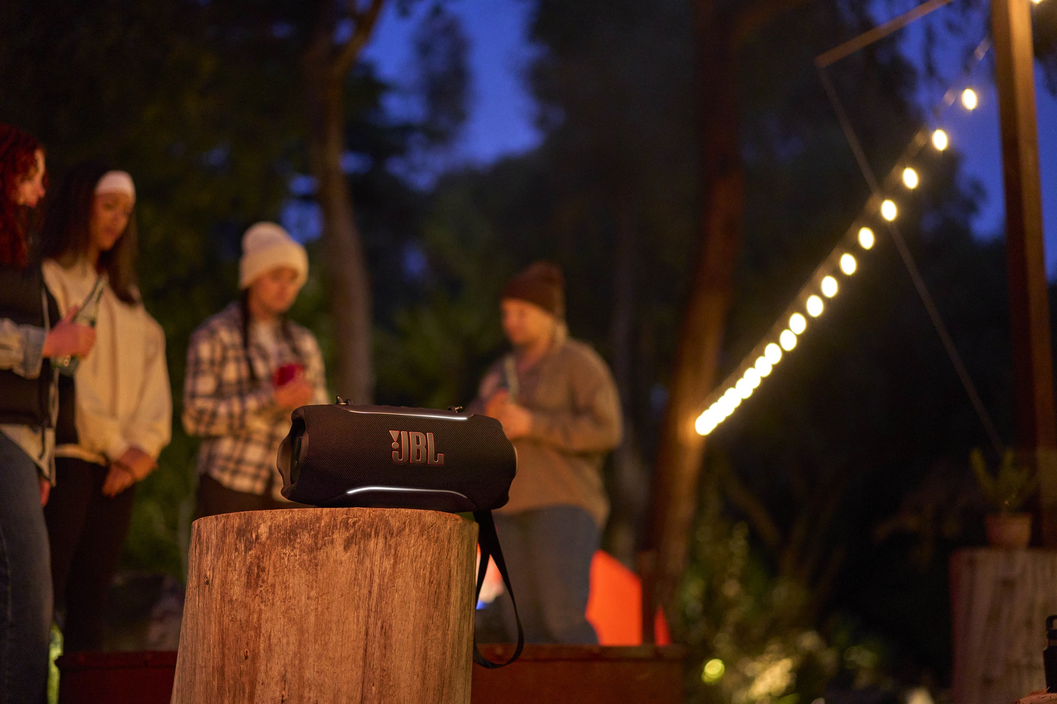 JBL Xtreme 5 và JBL Go 5 chính thức ra mắt tại Việt Nam, giá và trải nghiệm đều ngon 7 JBL Xtreme 5 và JBL Go 5 chính thức ra mắt tại Việt Nam, giá và trải nghiệm đều ngon -