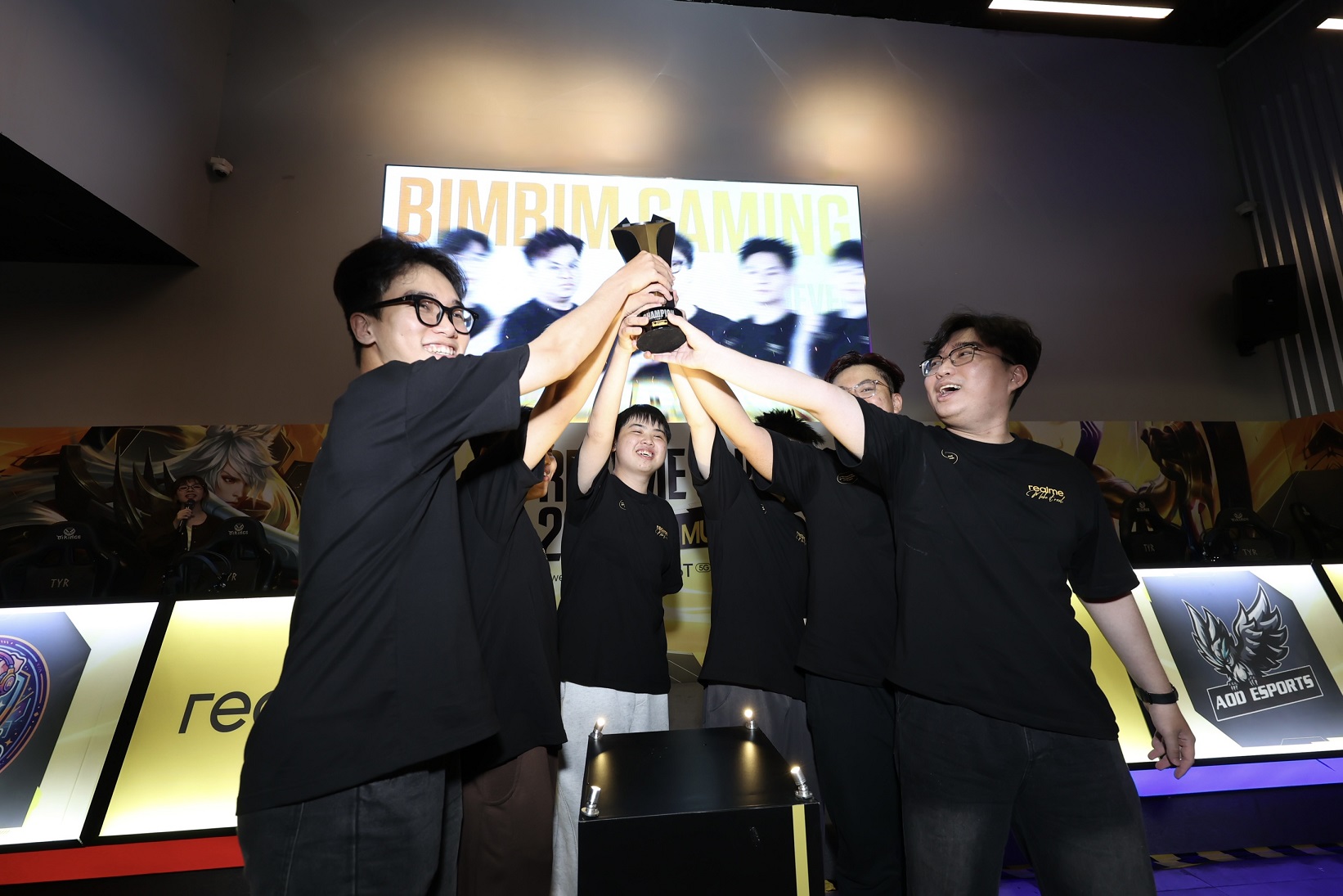realme Cup 2026, 64 đội tuyển sinh viên tranh tài ở sàn đấu eSports chuyên nghiệp - T CM2264 2