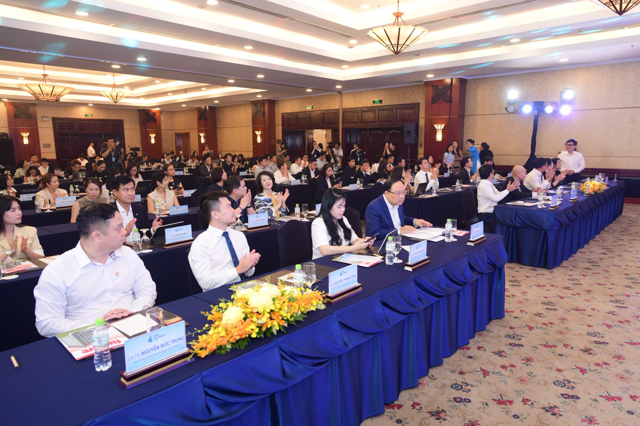 Visa tiếp tục đồng hành cùng Ngày tài chính số 2026, thúc đẩy thanh toán thông minh và kết nối thanh toán số - Toan canh Hop bao Ngay tai chinh so 2026 ANH QUANG DINH