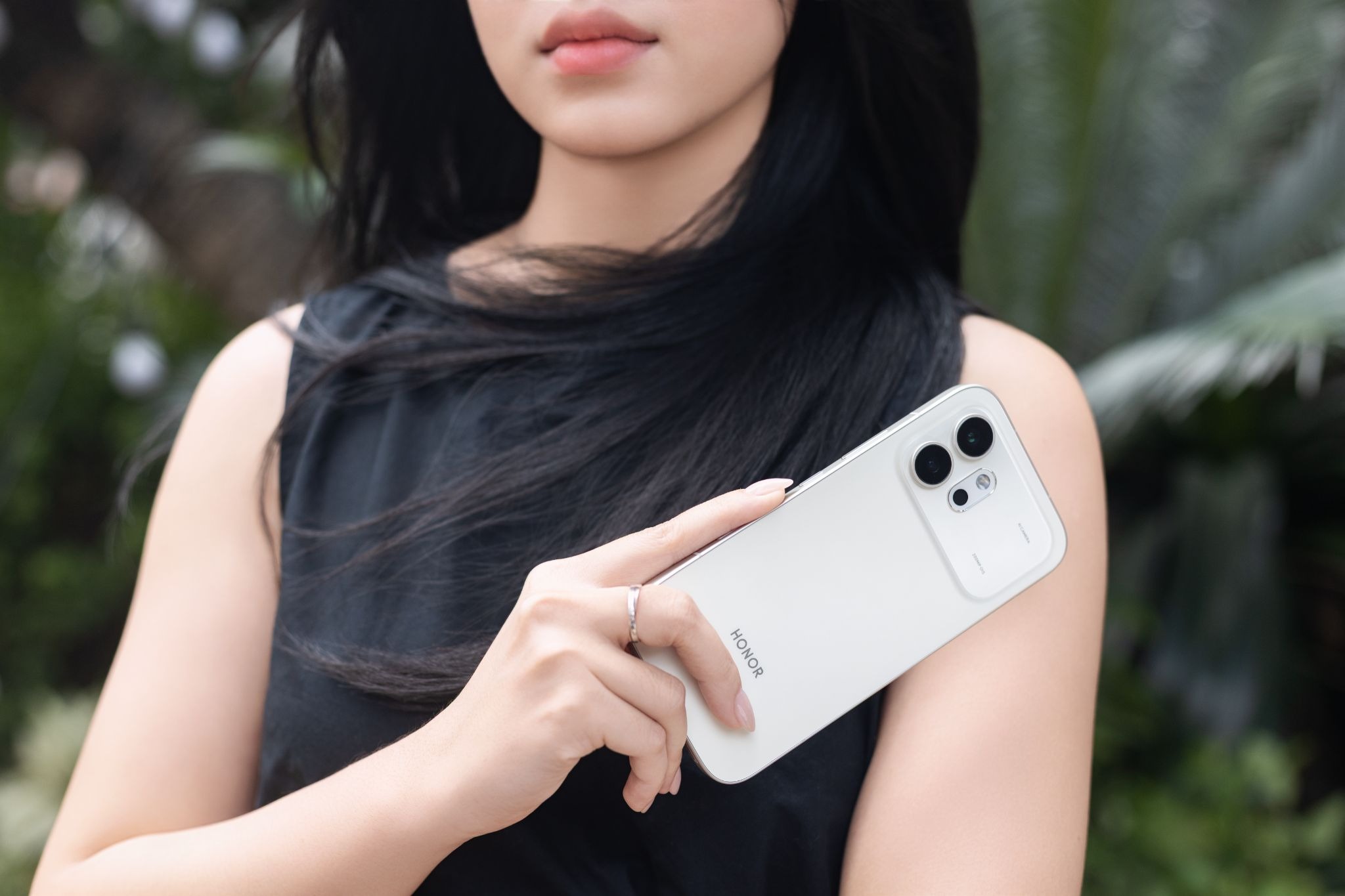HONOR 600 giải thành công bài toán cận cao cấp, camera 200MP và loạt tính năng AI phục vụ sát nhu cầu người sáng tạo 1 HONOR 600 giải thành công bài toán cận cao cấp, camera 200MP và loạt tính năng AI phục vụ sát nhu cầu người sáng tạo - image 59