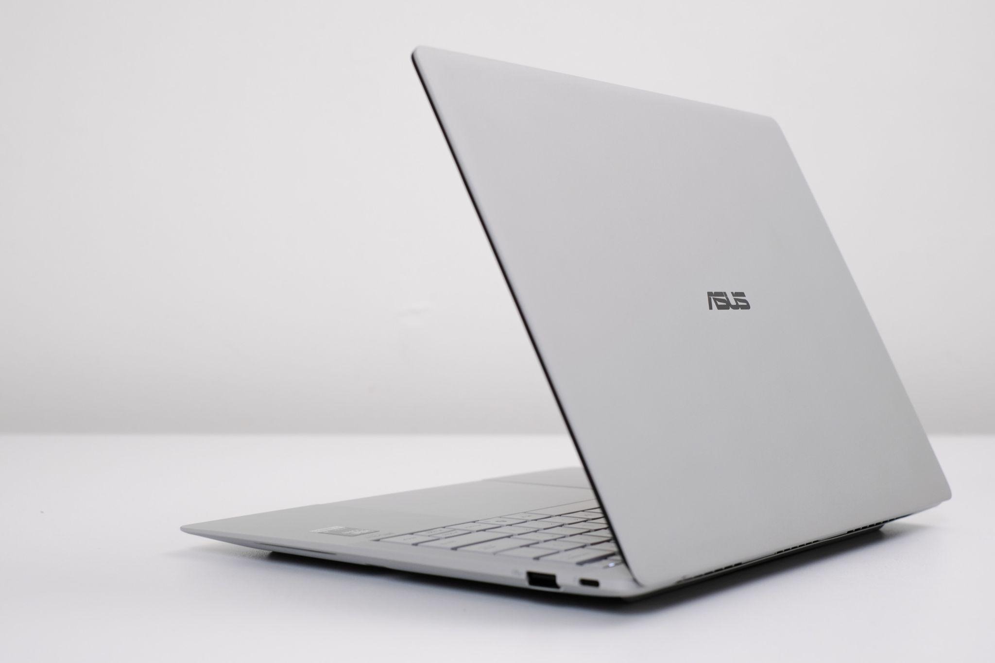 ASUS ExpertBook Ultra: Laptop giá 100 triệu đồng, hoàn hảo cho doanh nhân và lãnh đạo - image 95