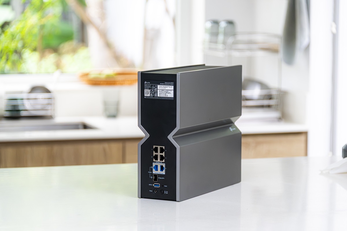 Giải thưởng Editor's Choice Award Mid 2026: TP-Link Archer BE800 - Router Wi-Fi 7 cao cấp xuất sắc 9 Giải thưởng Editor's Choice Award Mid 2026: TP-Link Archer BE800 - Router Wi-Fi 7 cao cấp xuất sắc - DSC4629
