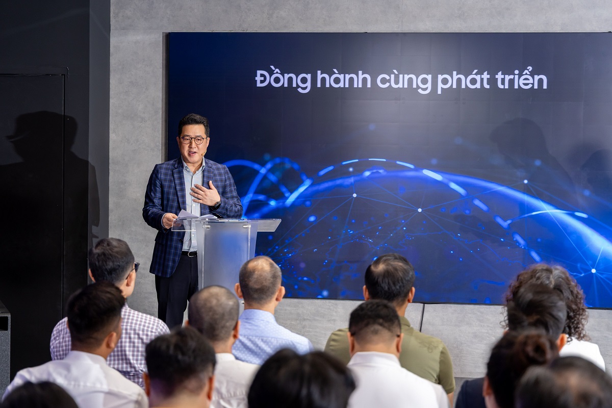 Samsung ra mắt giải pháp giặt sấy công nghiệp, ưu đãi cho đối tác doanh nghiệp 2 Samsung ra mắt giải pháp giặt sấy công nghiệp, ưu đãi cho đối tác doanh nghiệp - FU 7598