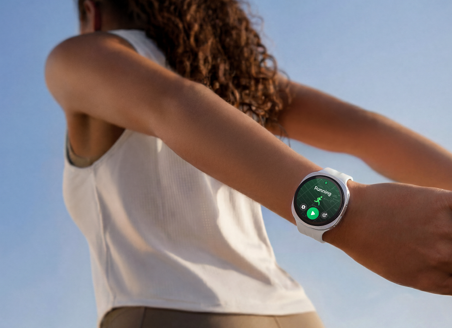 Samsung Galaxy Ultra2 và Galaxy Watch9, tăng cường AI chăm sóc sức khỏe 6 Samsung Galaxy Ultra2 và Galaxy Watch9, tăng cường AI chăm sóc sức khỏe - Watch9 Huan luyen chay bo Feature KV