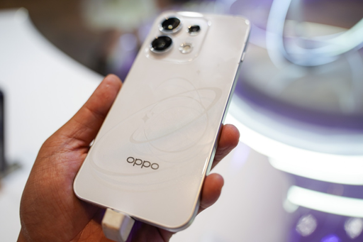 Đánh giá OPPO Reno16 F 5G: Sự lên ngôi camera tele, pin khủng 7.000 mAh và AI biến hóa cùng Gen Z 2 Đánh giá OPPO Reno16 F 5G: Sự lên ngôi camera tele, pin khủng 7.000 mAh và AI biến hóa cùng Gen Z - image 8