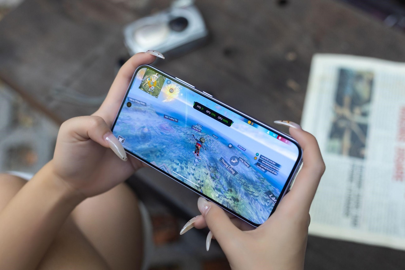 OPPO Reno16 F: Khi digicam và studio sáng tạo cùng tồn tại trong một chiếc điện thoại xinh xắn 11 OPPO Reno16 F: Khi digicam và studio sáng tạo cùng tồn tại trong một chiếc điện thoại xinh xắn - re14