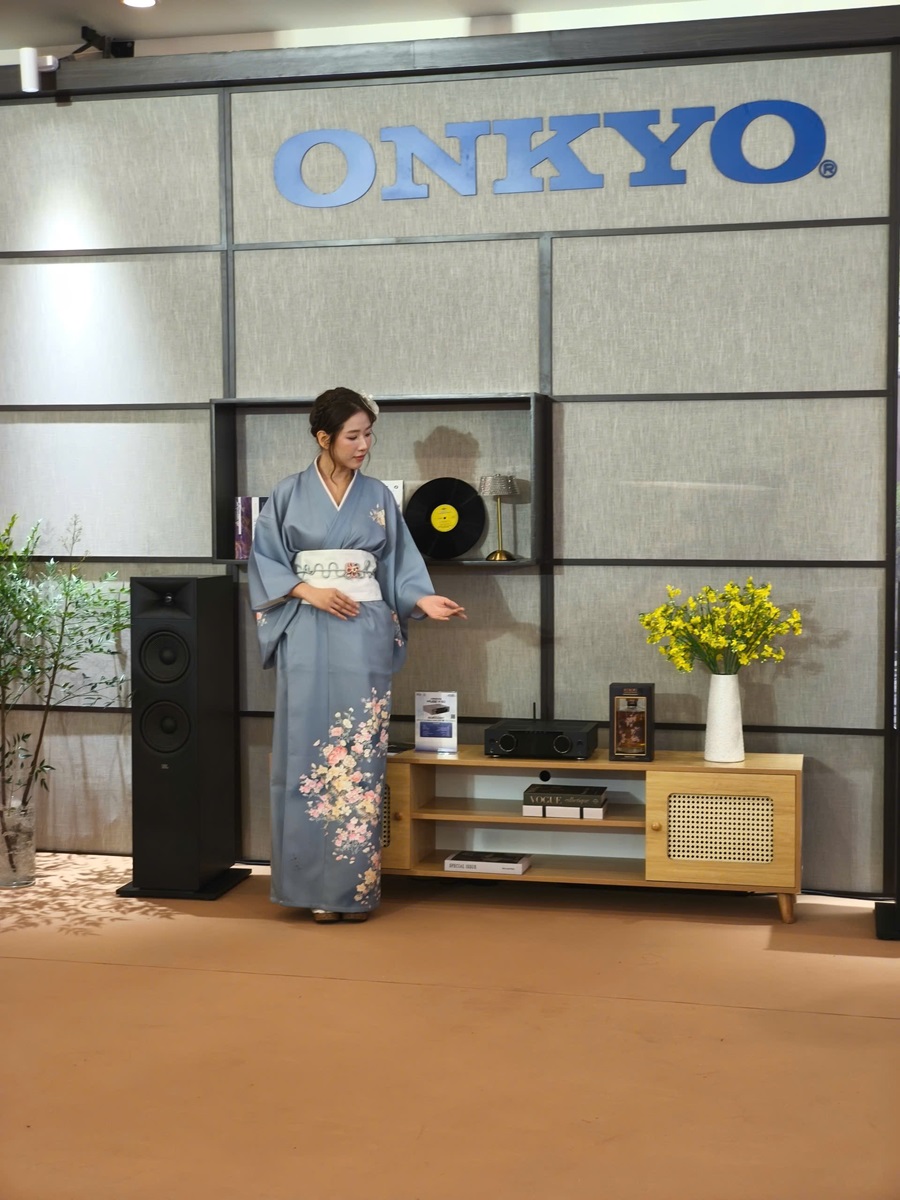 P.H.E Show 2026: Điểm đến trải nghiệm giải trí tại gia đẳng cấp không thể bỏ qua 5 P.H.E Show 2026: Điểm đến trải nghiệm giải trí tại gia đẳng cấp không thể bỏ qua - 1786179093102 2293388118931018808 7441676908612188589 8e9ec4cb89bf57d3f795b7b8f3ef2ffa