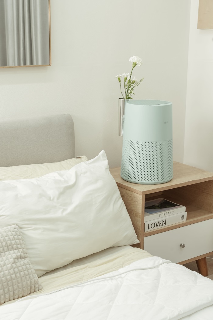LG nhận 17 giải thưởng về thiết kế tại IDEA 2026 - Máy lọc không khí LG PuriCare™ AeroMini sở hữu thiết kế nhỏ gọn tối ưu diện tích không gian sống hiện dại