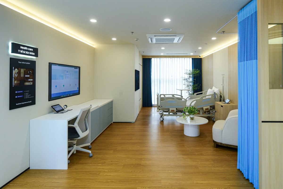 Samsung Electronics khai trương Business Experience Studio tại Việt Nam, giải pháp công nghệ toàn diện cho doanh nghiệp đã sẵn sàng 8 Samsung Electronics khai trương Business Experience Studio tại Việt Nam, giải pháp công nghệ toàn diện cho doanh nghiệp đã sẵn sàng - Photo10 DSC 3092