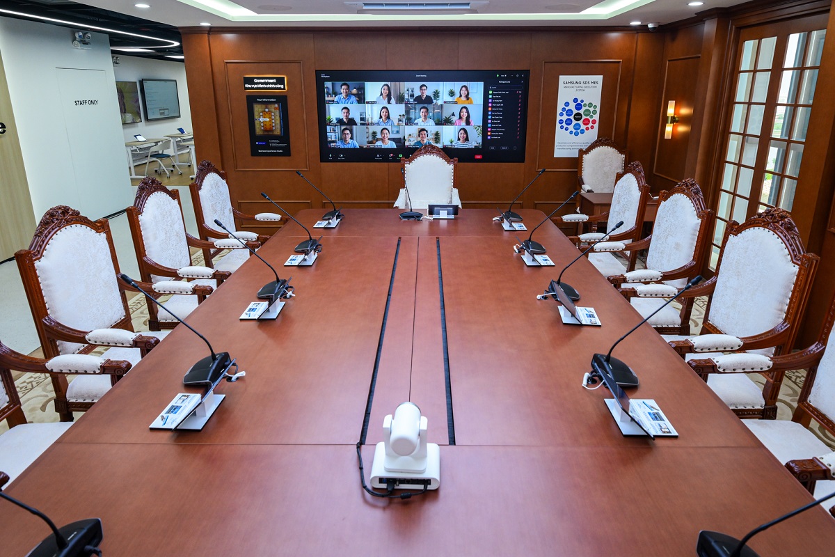 Samsung Electronics khai trương Business Experience Studio tại Việt Nam, giải pháp công nghệ toàn diện cho doanh nghiệp đã sẵn sàng 2 Samsung Electronics khai trương Business Experience Studio tại Việt Nam, giải pháp công nghệ toàn diện cho doanh nghiệp đã sẵn sàng - Photo4 DSC 3176