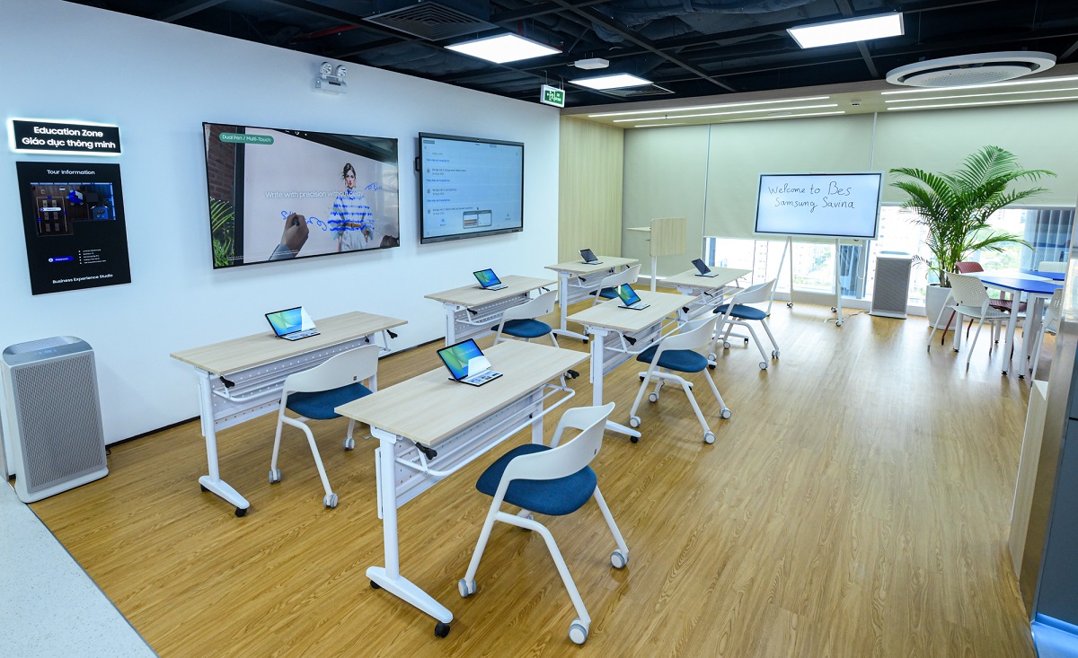 Samsung Electronics khai trương Business Experience Studio tại Việt Nam, giải pháp công nghệ toàn diện cho doanh nghiệp đã sẵn sàng 4 Samsung Electronics khai trương Business Experience Studio tại Việt Nam, giải pháp công nghệ toàn diện cho doanh nghiệp đã sẵn sàng - Photo6 DSC 3138
