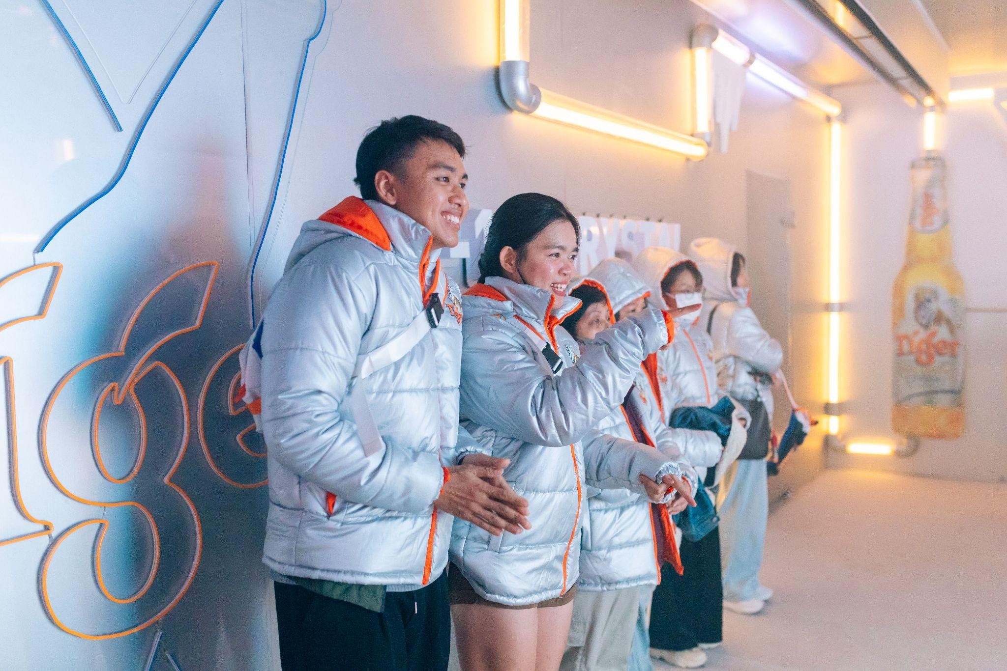 Trải nghiệm nhảy tự do, cùng đua ghế, vào phòng lạnh sâu tại TPHCM 2 Trải nghiệm nhảy tự do, cùng đua ghế, vào phòng lạnh sâu tại TPHCM - tiger 2