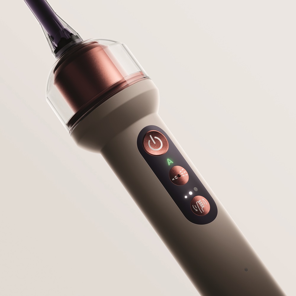 Dyson CameraJet: Bàn chải đánh răng đầu tiên tích hợp camera trình làng 3 Dyson CameraJet: Bàn chải đánh răng đầu tiên tích hợp camera trình làng - Binh chua nuoc suc mieng chong trong luc 2