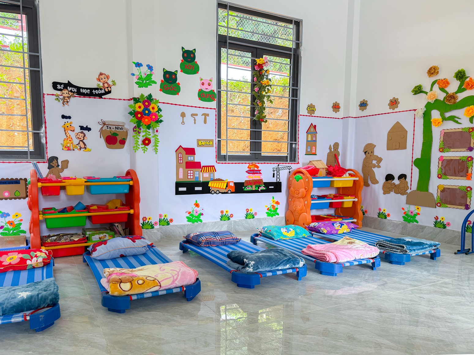 4 tỷ đồng cải thiện điều kiện học tập, sinh hoạt tại xã vùng xa tỉnh Điện Biên 3 4 tỷ đồng cải thiện điều kiện học tập, sinh hoạt tại xã vùng xa tỉnh Điện Biên - IMG 2710