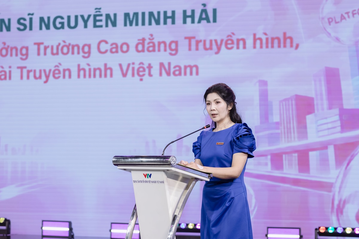 Chuẩn hóa nghiệp vụ cho người làm Livestream & Truyền thông số 5 Chuẩn hóa nghiệp vụ cho người làm Livestream & Truyền thông số - IMG 9754