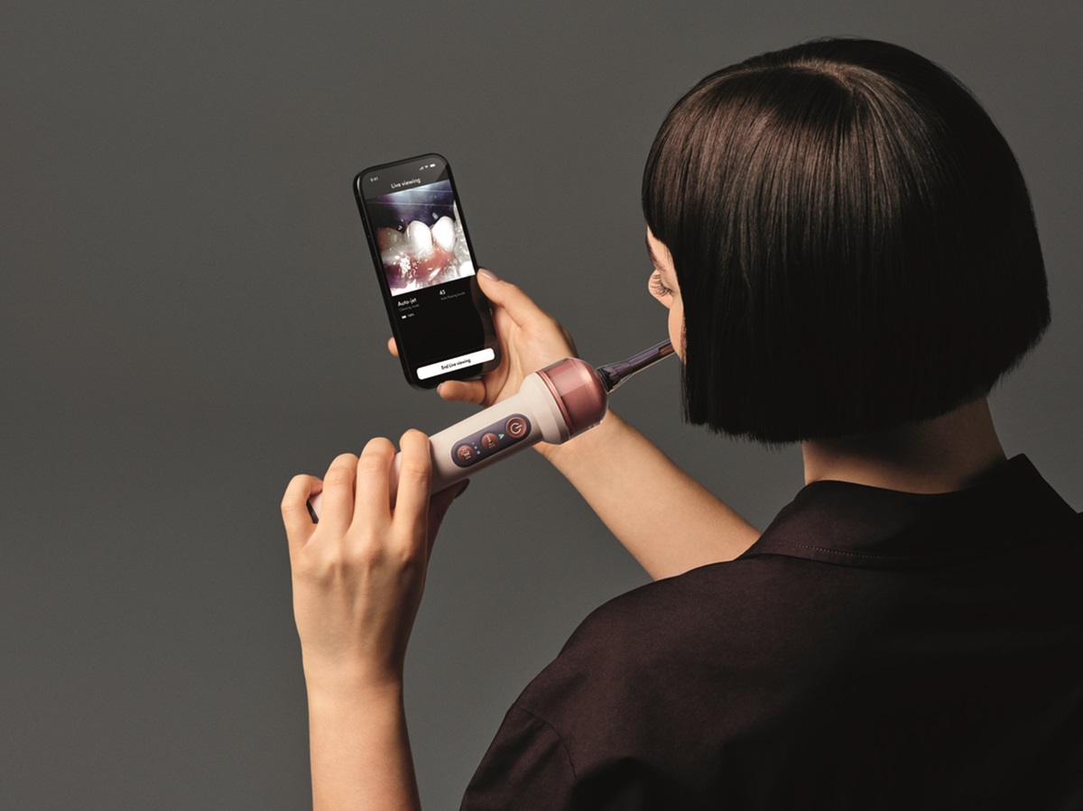 Dyson CameraJet: Bàn chải đánh răng đầu tiên tích hợp camera trình làng 6 Dyson CameraJet: Bàn chải đánh răng đầu tiên tích hợp camera trình làng - Ket noi Bluetooth va Wifi