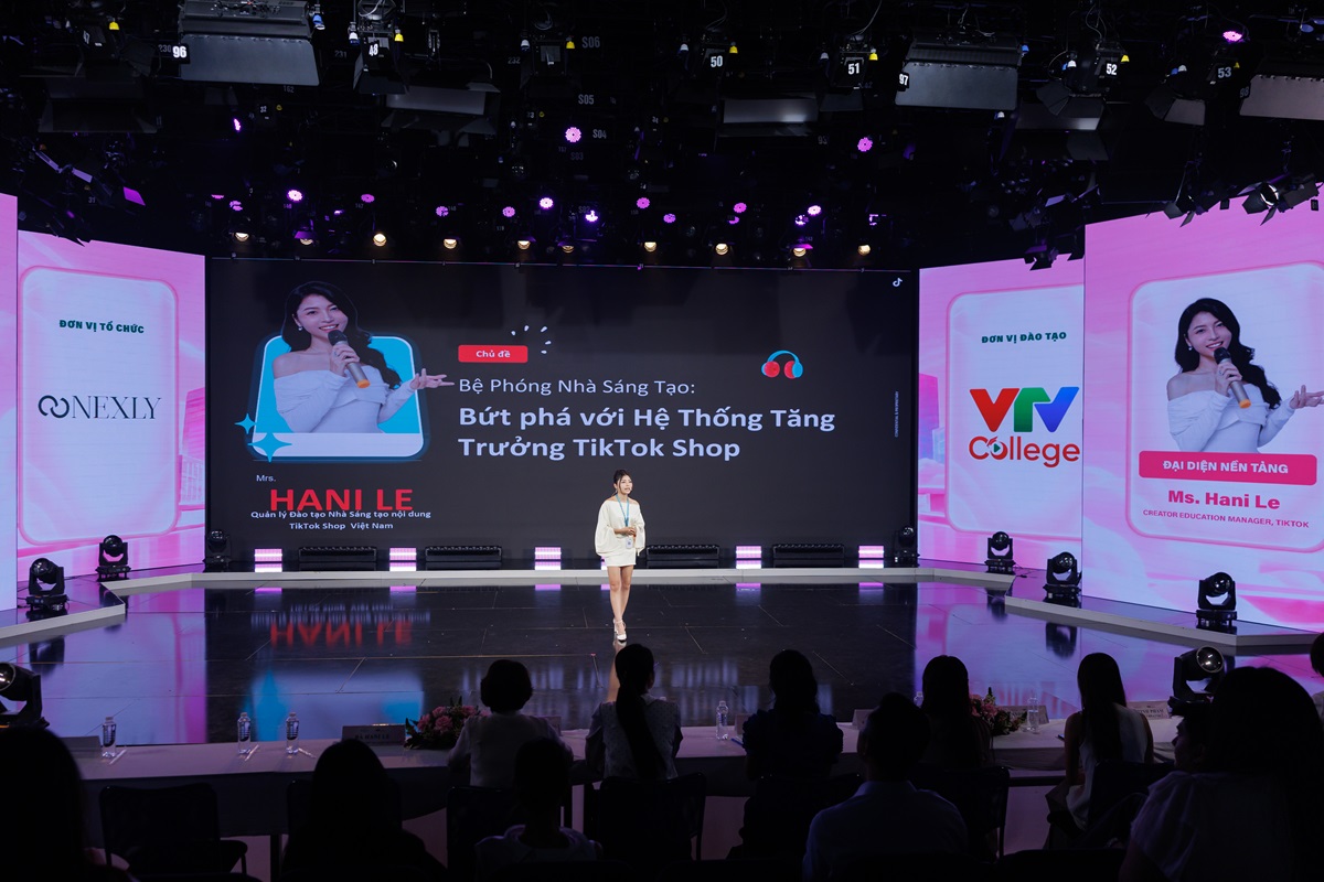 Chuẩn hóa nghiệp vụ cho người làm Livestream & Truyền thông số 1 Chuẩn hóa nghiệp vụ cho người làm Livestream & Truyền thông số - NTP 2127