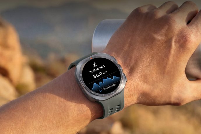 Galaxy Watch Ultra2, đồng hồ thông minh chăm sóc sức khỏe từ thể thao đến ngủ, cho người dùng 1 Galaxy Watch Ultra2, đồng hồ thông minh chăm sóc sức khỏe từ thể thao đến ngủ, cho người dùng - WU2 Trail Running 1500x1500 NOcopy 1 690x460 1