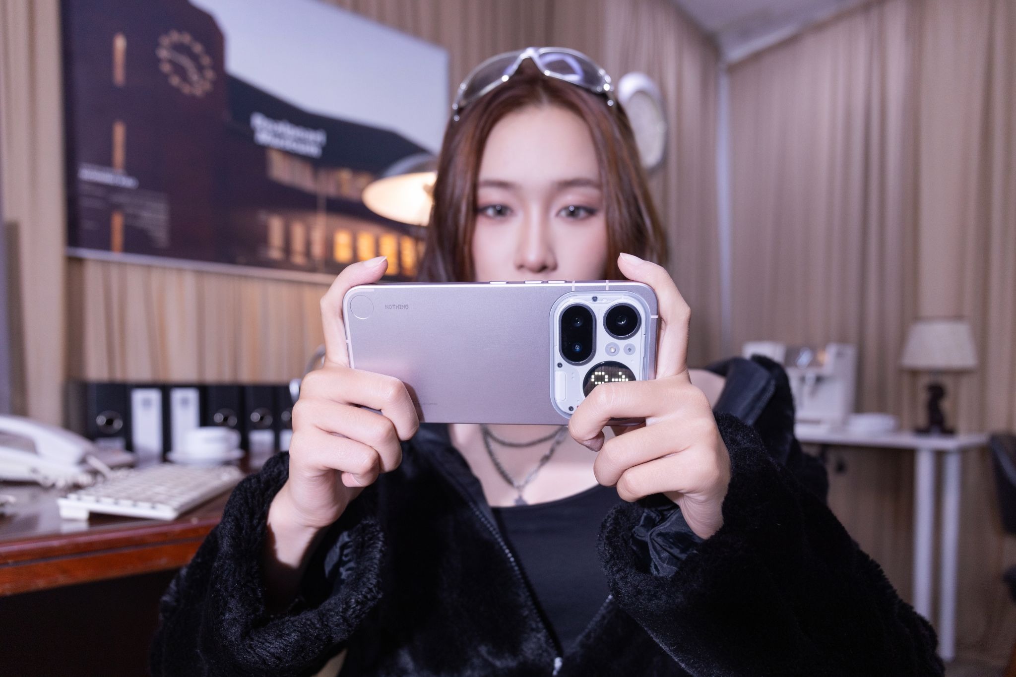 Đánh giá Nothing Phone (4a) Pro: Một chiếc điện thoại có gu cho người chán sự đơn điệu 20 Đánh giá Nothing Phone (4a) Pro: Một chiếc điện thoại có gu cho người chán sự đơn điệu - image 79