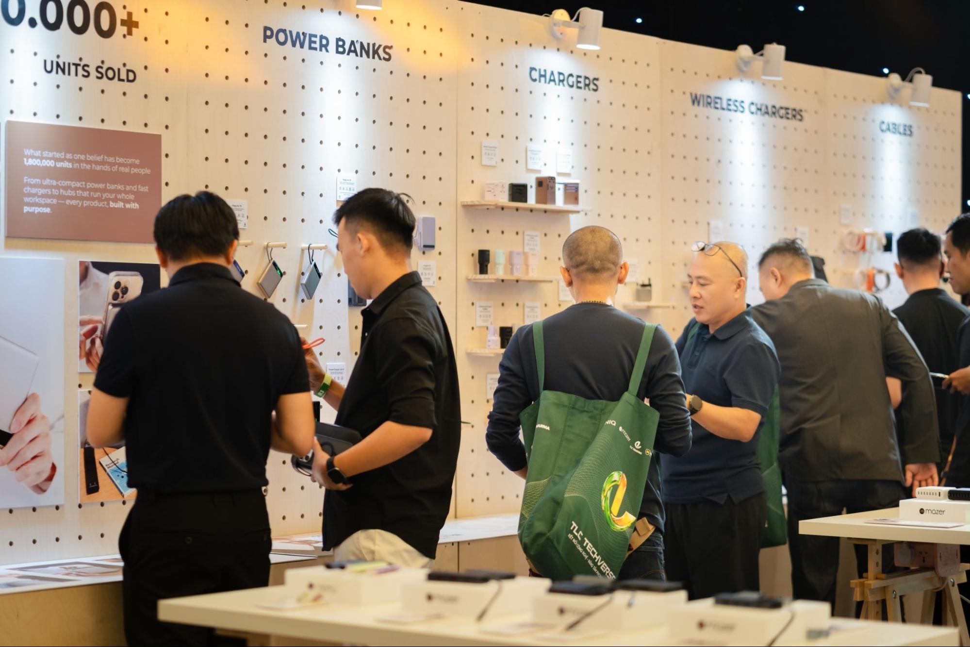 MAZER ra hệ sinh thái phụ kiện sạc và kết nối iPhone 18 Pro và iPhone 18 Pro Max - tlc trading phu kien mazer cho iphone 18 pro 03