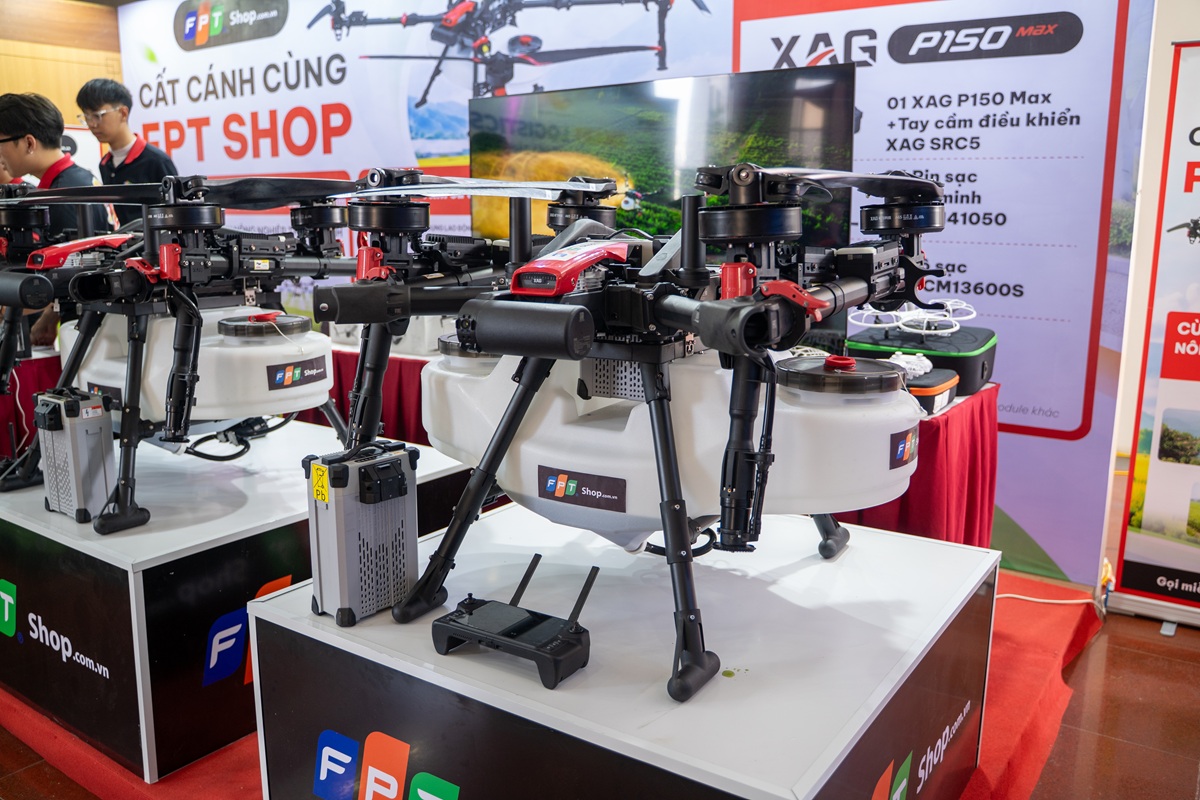 FPT Shop và tỉnh Điện Biên hợp tác triển khai mô hình UAV, hỗ trợ nông dân hướng đến canh tác hiện đại - 2 9