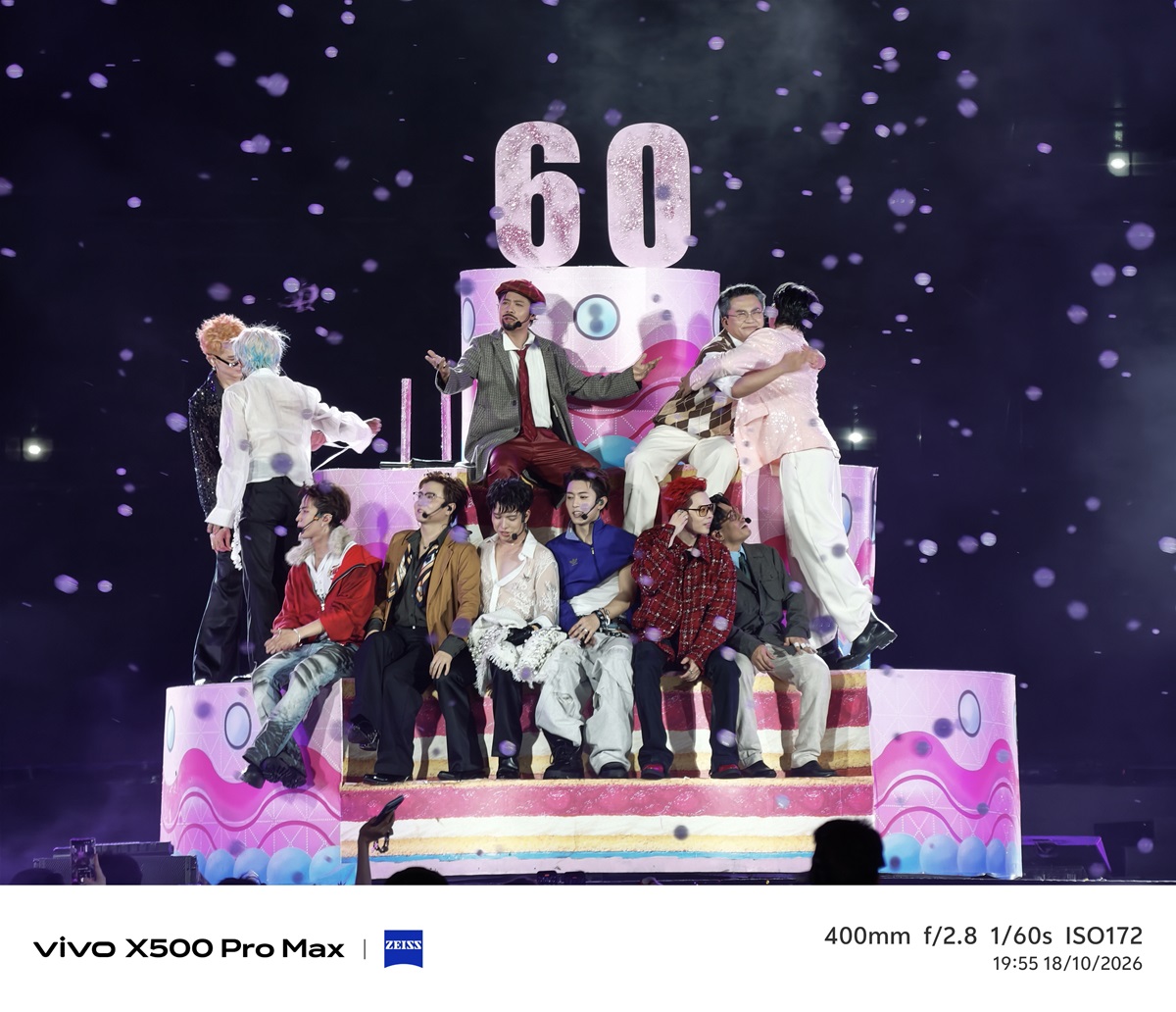 vivo X500 Series - một chiếc concert phone bắt trọn Anh Trai Vượt Ngàn Chông Gai 2026 3 vivo X500 Series - một chiếc concert phone bắt trọn Anh Trai Vượt Ngàn Chông Gai 2026 - Copy of IMG 20261018 195513