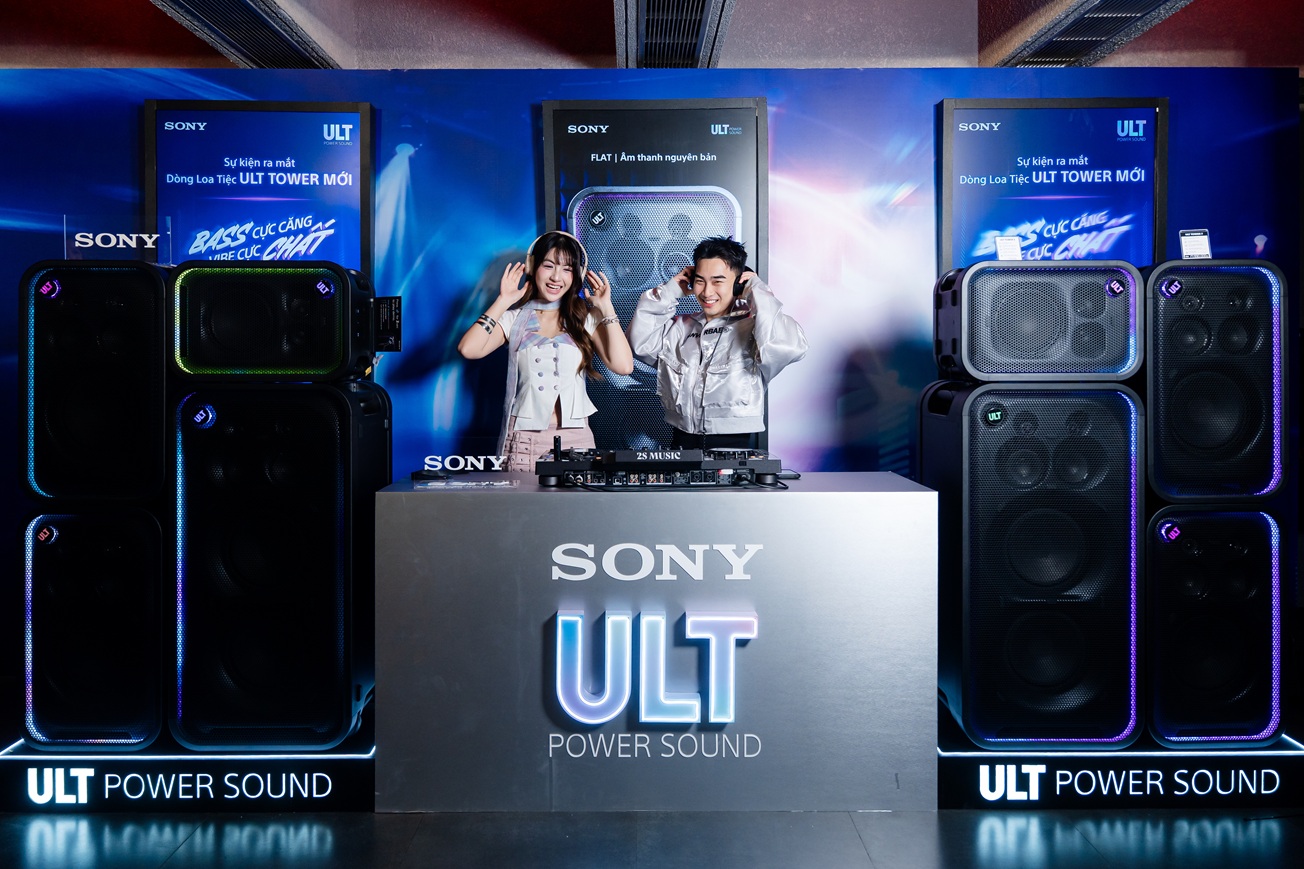 Thế hệ ULT TOWER mới của Sony ra mắt, đáp ứng từ karaoke gia đình đến âm thanh tiệc quy mô lớn 2 Thế hệ ULT TOWER mới của Sony ra mắt, đáp ứng từ karaoke gia đình đến âm thanh tiệc quy mô lớn - LF00069
