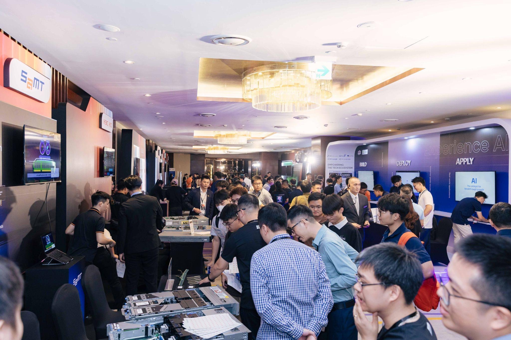 FPT TRANSFORM 2026: Kết hợp nội dung và thực hành, giải quyết các nhu cầu khi đưa AI vào sử dụng thực tế - image 56